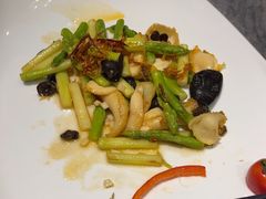-揽季锅物会·海鲜姿造(五四路店)