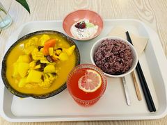 -轻蔬不用等·素食(江苏路店)