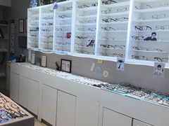 -天空之镜眼镜店蔡司依视路授权店(天通苑店)