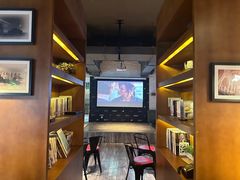 -JINNS锦时 steak&pizza(浸信会礼拜堂旧址店)
