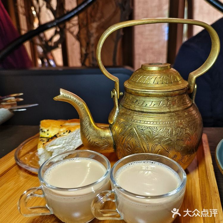 私藏七年的上海必吃新疆餐厅【那时新疆】