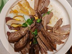 -潮界(LU·ONE凯德晶萃广场店)