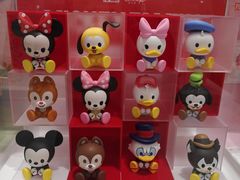 -泡泡玛特POPMART(杭州乐堤港店)