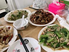-东北特色菜馆(珞喻东路店)