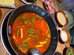 -贵厨酸汤牛肉(花果园国际中心店)