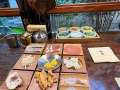 -银米·云南传统过桥米线(双廊黑金冠店)