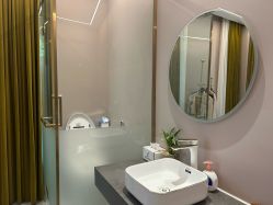 -新蝶变皮肤管理中心