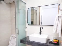 -壹号电竞酒店(四川师范大学成龙校区店)