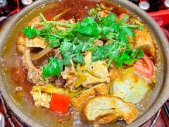 -沙胆彪炭炉牛杂煲(成都玉林店)