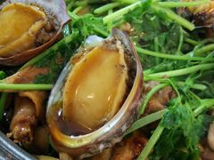 -芳村榕树头叹佬鸡煲(体育西店)