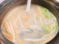 -洪平血旺椒麻鸡雅鱼饭店(熊猫大道店)
