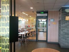 门面-麦当劳(庐山服务区店)