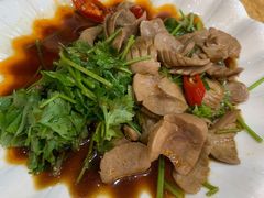 香菜拌猪腰-聪辉同安老美食饭店(大元路店)