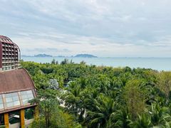 -三亚湾海居铂尔曼度假酒店