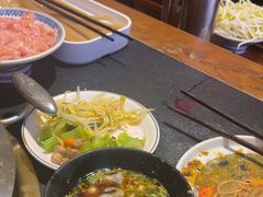 -沸炉重庆老火锅(军事博物馆店)