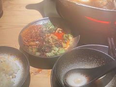 -湊湊火锅·茶憩(杭州湖滨银泰in77店)