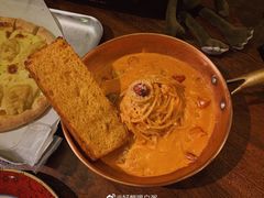 -I HOLIC艾豪丽披萨(KKone店)