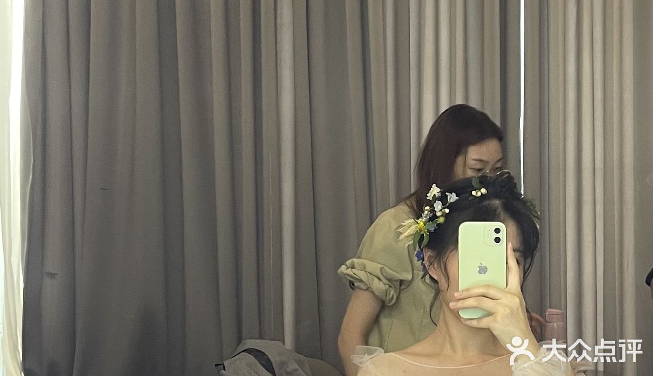 艾尔文婚纱照