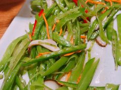 -云海肴·汽锅鸡·云南菜(天山百盛优客店)