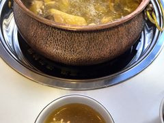 -菌海森林·非遗野生菌火锅(西山区滇池路摩根道店)