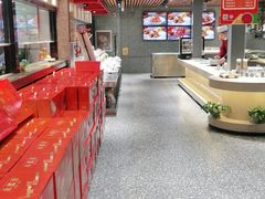 大堂-永红源啤酒·烧烤·海鲜·大排档(青特城店)