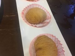 金枕榴莲酥-味友味港印记(厦门集美银泰百货店)