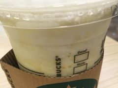 -星巴克臻选(南京金茂览秀城店)