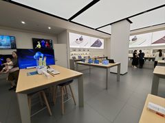 -华为授权体验店(上坤上街购物中心)