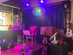 -莉莉家的音乐花园餐吧(航空路店)