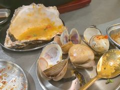 -围炉肉舍•炭烤活鳗•丹东海鲜烤肉(步行街店)