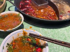 -憨铁匠老火锅(龙岗万科里店)
