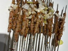 独家牛肉小串-三个大叔东北烧烤·砂锅菜(西三旗店)
