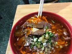 -魏旺湖北正宗牛肉面(硚口公园店)