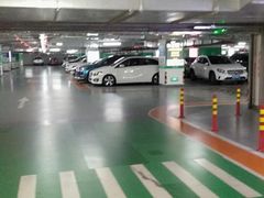 -龙湖虹桥天街-停车场