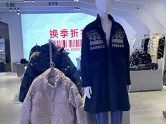-URBAN REVIVO(七宝领展广场店)
