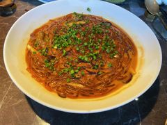 沙蒜烧豆面-新荣记(BFC外滩金融中心店)