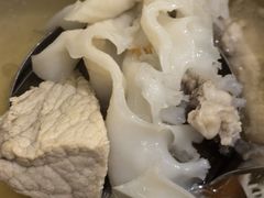 -荣誉海鲜酒楼(海湾店)