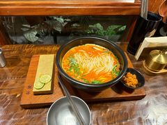 -银米·云南传统过桥米线(双廊黑金冠店)