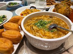 小油条配酸辣汤-味莊·青岛菜(云霄路店)