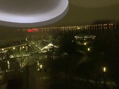 -上海滴水湖皇冠假日酒店