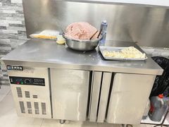 -黄阿姨锅贴大王(万航渡路店)