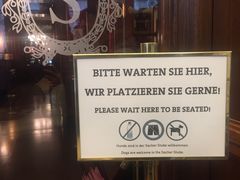 门面-Cafe Sacher(WIEN)
