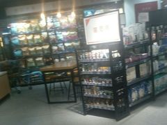 -宠物世家(仲盛世界商城店)