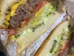 -The Habit Burger Grill 哈比特汉堡(爱琴海店)