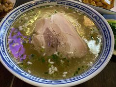 枫镇大肉加白汤面底-同得兴 Since·1995 传统苏式面馆(嘉馀坊店)