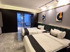 -Ting无边际江景酒店(重庆解放碑云端之眼店)