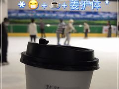 -正佳冰河湾真冰滑冰场