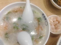 -李与白包子铺(桐梓林店)