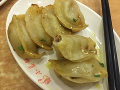 -小姜锅贴(凤凰街店)