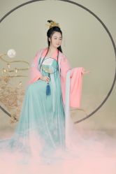 -盘子女人坊古装写真摄影(厦门总店)